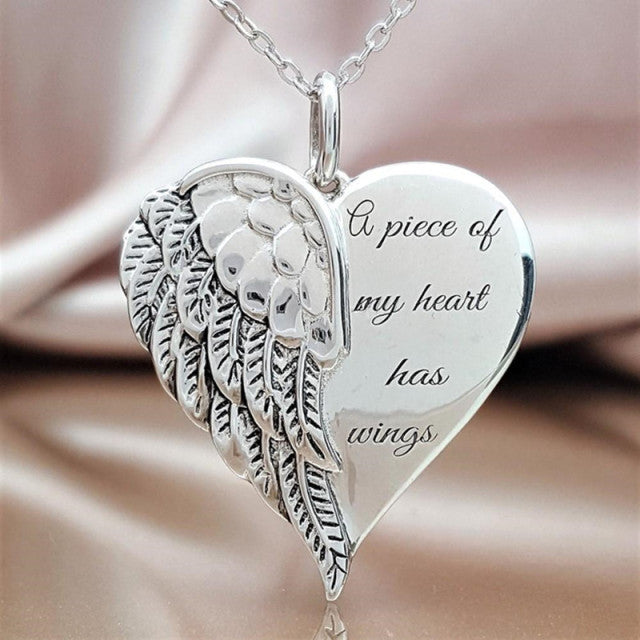 Women’s Necklace With Heart Pendant